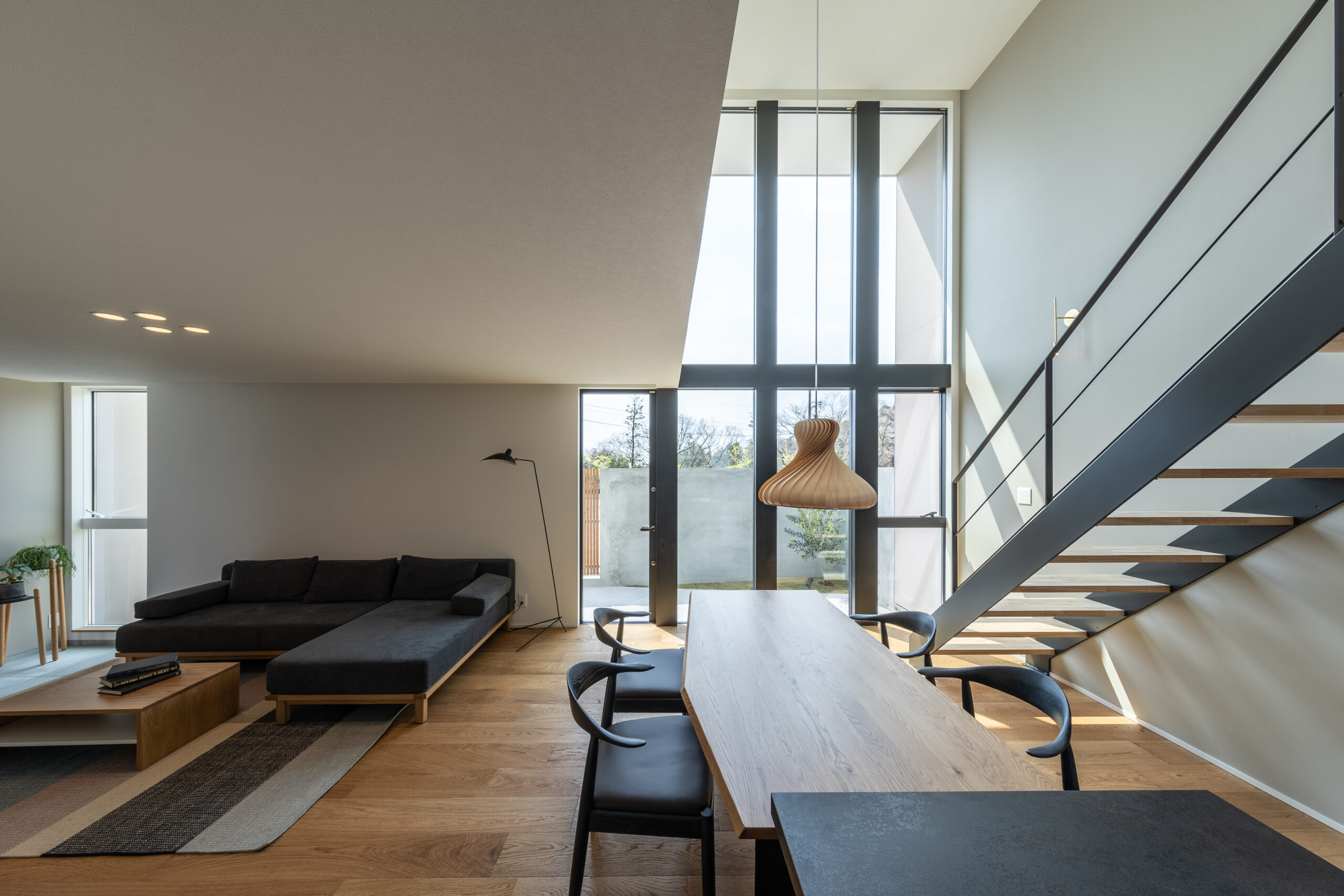 太陽光発電+蓄電池の高性能住宅なら堺市の工務店Seed design