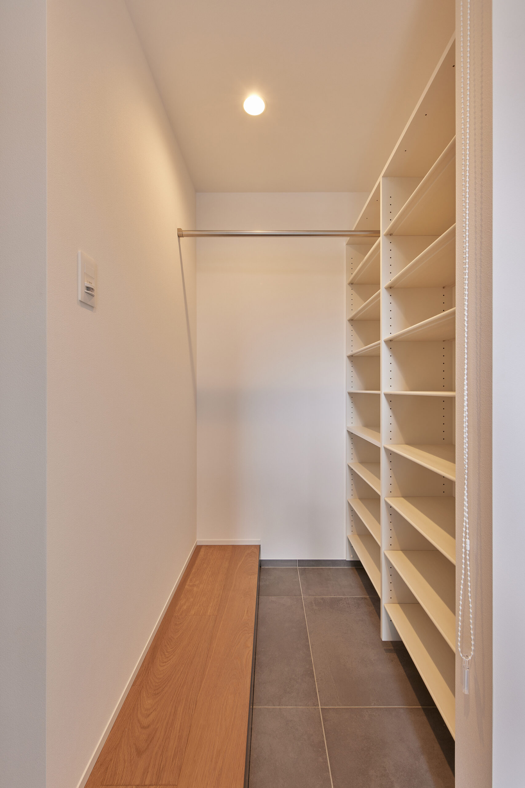 災害の備蓄収納を考える　高性能住宅を建てるSEEDHOME